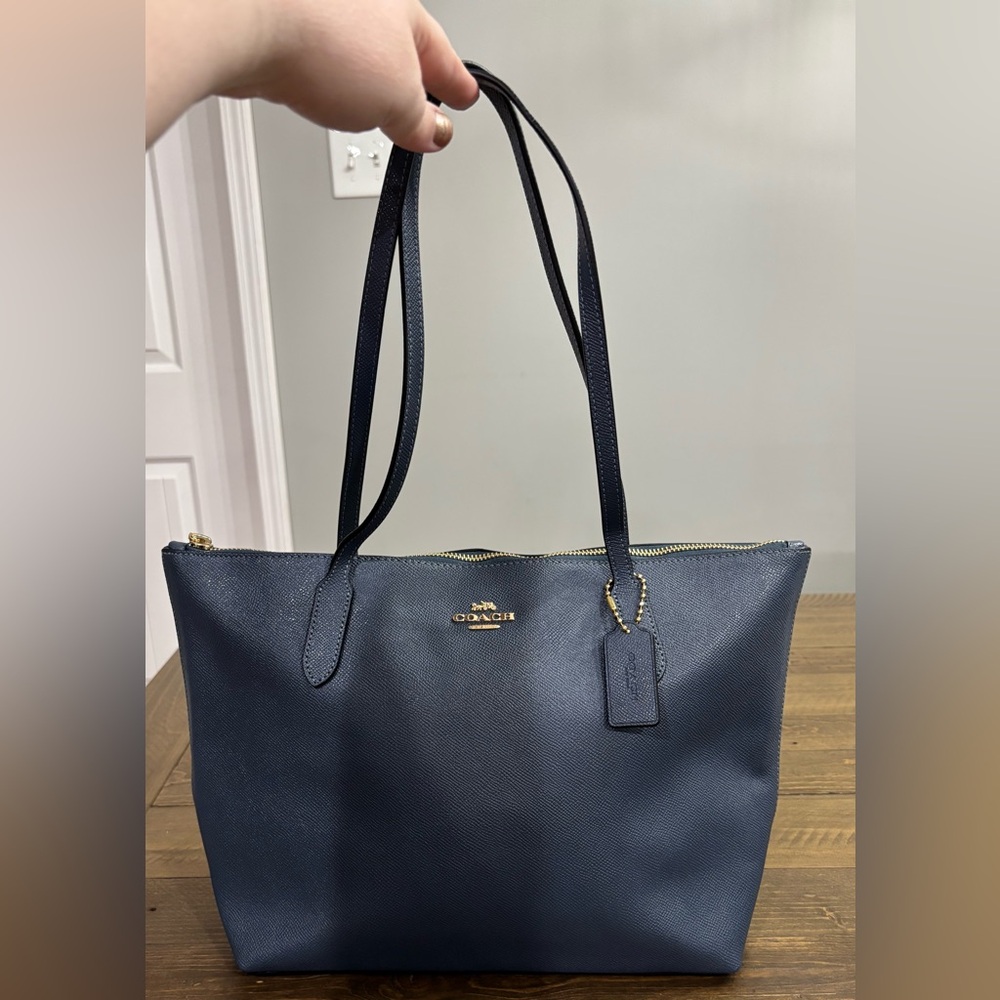Coach Zip Top Tote in Denim Blue Cross Grain Leather w/ COA
